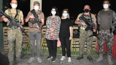 Kabil'de mahsur kalan 5 sağlık çalışanı,  Türk güvenlik güçleri tarafından kurtarıldı