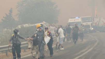 Marmaris'de yangın sürüyor: Hisarönü'nde evler yanıyor