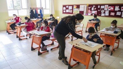 Milli Eğitim Bakanı Mahmut Özer noktayı koydu! Yüz yüze eğitim yapılacak mı?