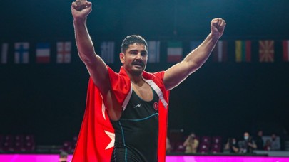 Taha Akgül,  Tokyo Olimpiyatları'nda bronz madalya kazandı