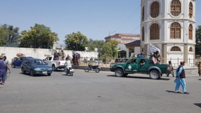 Taliban'dan kadınlara flaş çağrı