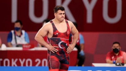 Tokyo Olimpiyatları'nda Rıza Kayaalp bronz kazandı