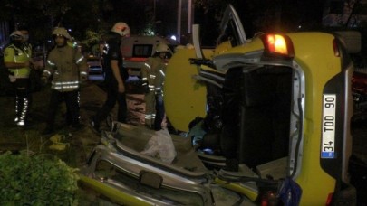 Üsküdar'da sürat kazası: Aslı Zengin,  Yılmaz Danat ve Kaan Tokgöz yaralandı