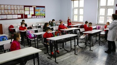 Veliler dikkat,  sizi de ilgilendiriyor! Okullara koronavirüs rehberi: Artık hiçbir şey eskisi gibi olmayacak!