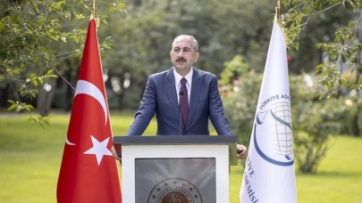 Adalet Bakanı Gül: Adaletin asıl tecelligahı temiz vicdan ve akıldır