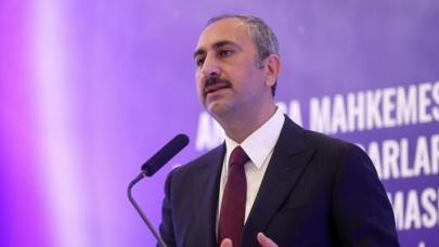 Adalet Bakanı Gül'den Anayasa Mahkemesi açıklaması