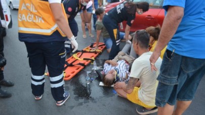 Ayvalık'ta kaza geçirenlere yardıma koşan Ali Sural,  yaralının eşi Deniz Sural olduğunu görünce şaşkına döndü