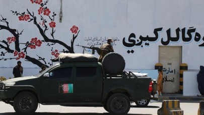 Emperyalizm rüzgarında savrulmak ya da Taliban yönetiminde bir Afganistan seçeneği
