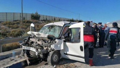 Eskişehir'de kaza: Ömer Yadigar ve Saadet Nur Karabulut öldü