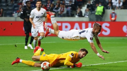 Fenerbahçe'nin golü neden iptal edildi: Frankfurt'u elinden kaçırdı!