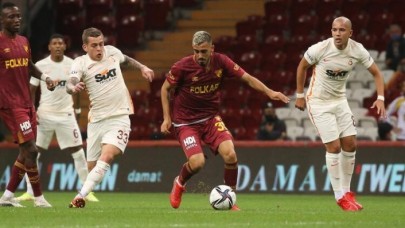 Galatasaray'a Göztepe kalecisi İrfan Can can verdi! Önce protesto,  sonra alkış!