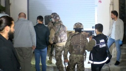 İstanbul'da karadan ve havadan nefes kesen şafak operasyonu: Çok sayıda gözaltı