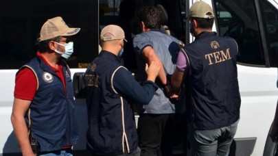 İzmir merkezli FETÖ'ye yönelik operasyonda gözaltı sayısı 157'ye yükseldi