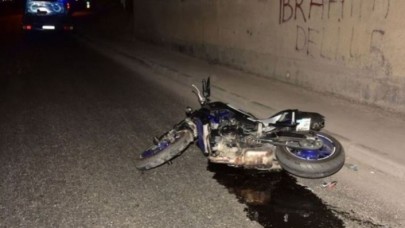 İzmir'de motosiklet kazası: Mustafa Uygur öldü,  kız arkadaşı yaralandı