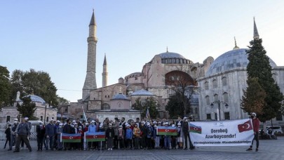 Karabağ Savaşı'nın yıl dönümünde İstanbul'da anma etkinliği düzenlendi