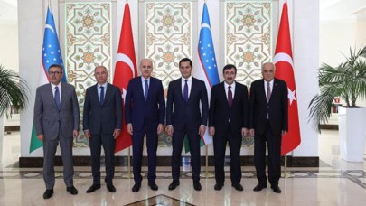 Kurtulmuş,  Taşkent'te Başbakan Yardımcısı Umurzakov ile görüştü