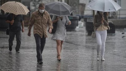 Meteoroloji'den flaş açıklama: İstanbul ve 6 şehir için çok kuvvetli yağmur uyarısı