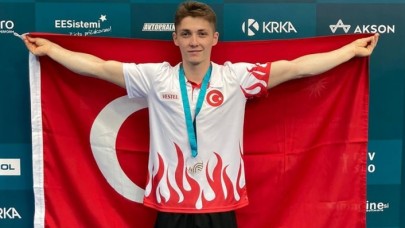 Milli cimnastikçi Sercan Demir'den altın madalya