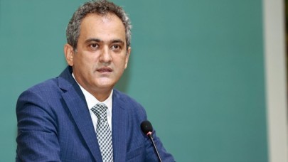 Milli Eğitim Bakanı Mahmut Özer'den öğretmenler ve okullarla ilgili flaş açıklama!