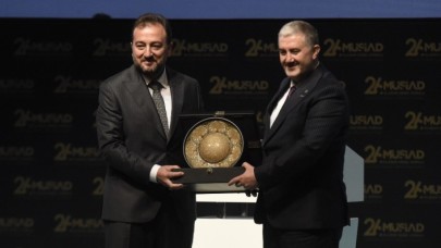 MÜSİAD başkanı Asmalı: Bayrağı hep birlikte daha ileriye daha yükseğe taşıyacağız