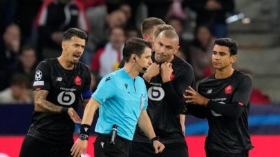 Şampiyonlar Ligi'nde hakem Halil Umut Meler,  Burak Yılmaz'ı çileden çıkardı!