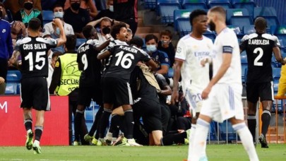 Şampiyonlar Ligi'nde Real Madrid'e büyük şok! Messi ilk golünü attı