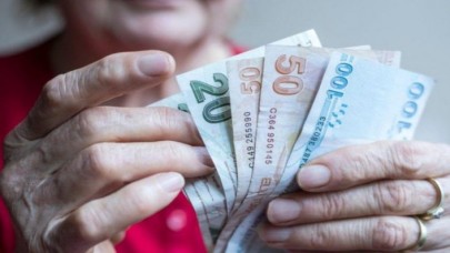 SSK ve Bağkur emeklilerinin yeni maaşı belli oldu