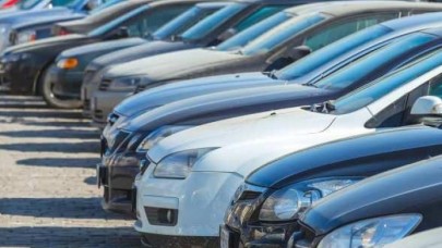 Teftiş Kurulu 2. el araçlardaki fahiş fiyatlarla ilgili devreye girdi! Bakan Muş: Yaptırımları çok ağır olur!