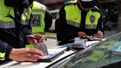 Trafikte bu 3 hataya af yok: Binlerce araca ceza kesildi