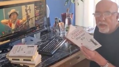 Ünlü yazar Paulo Coelho son kitabını Mete Gazoz'a adadı