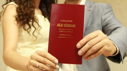 Yargıtay'dan kadınların evlilik öncesi soyadını kullanması hakkında emsal karar