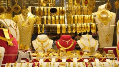 Yatırım yapacaklara önemli uyarı: Uzman isim altında yeni rekorlar için tarih verdi