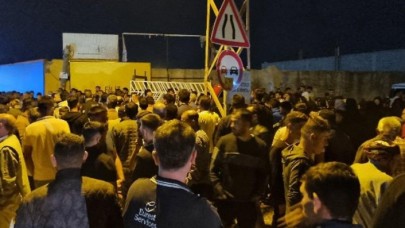 Adana'da kamyonetin çarptığı motosikletli Hasan Samuk öldü: Yakınları sokağa döküldü