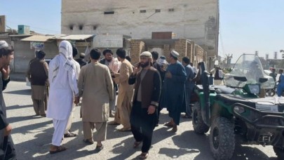 Afganistan'da kanlı cuma: Camiye bombalı saldırı,  ölü ve yaralılar var