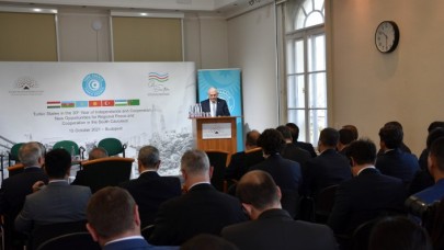 Binali Yıldırım,  Türk Konseyi'nin düzenlediği konferansta konuştu