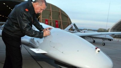 Bir ülkeden daha SİHA siparişi: Türkiye milyonlarca dolar kazanacak!