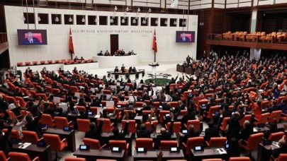 CHP ve HDP,  'Hayır' dedi: TBMM Genel Kurulu'nda,  Irak ve Suriye tezkeresinin süresi 2 yıl daha uzatıldı
