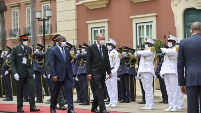 Cumhurbaşkanı Erdoğan Angola'da resmi törenle karşılandı