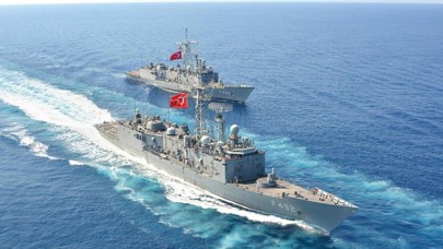 Doğu Akdeniz'de sıcak saatler: Türk donanmasından anında müdahale