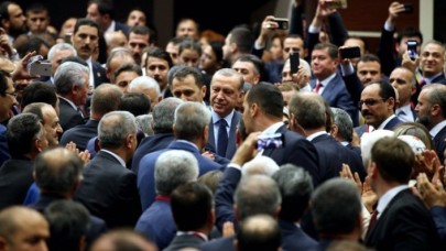 '2023 seçimlerinde Erdoğan'ın yerine geçebilecek isim' açıklamasına AK Parti'den sert yanıt!