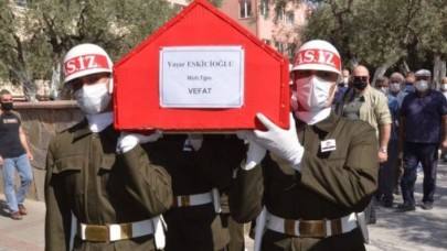 İstanbul'da birliğindeki odasında bulundu: Teğmen Yaşar Eskicioğlu öldü