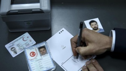 Kimliklerde flaş değişiklik: Yeni dönem başladı