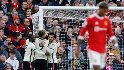 Manchester United-Liverpool: Gol yağmuru,  Salah'tan şov