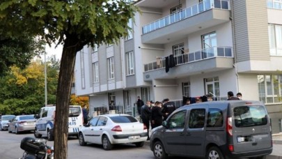 Ne yaptın Yaren? Ercincan'da 13 yaşındaki çocuk uzman çavuş babasının silahıyla kendisini vurdu!