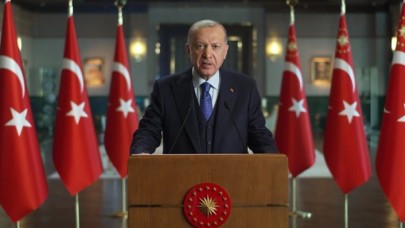 Rus basınından Cumhurbaşkanı Erdoğan'a övgü!10 ülkeyi dize getirdi