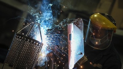 Sanayi üretimi verileri yıl sonu büyüme tahminini artırdı