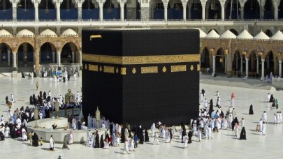 Suudi Arabistan'dan Umre şartı!