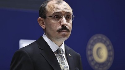Ticaret Bakanı Muş: İhracatta Cumhuriyet tarihimizde ilk kez aylık bazda 20 milyar dolar eşiğini aştık