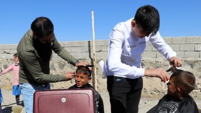 'Tıraşsız çocuk kalmayacak' diyerek köylerin yolunu tuttular