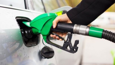 Üst üste gelen zamların ardından bu kez güzel haber: Benzine indirim geliyor!